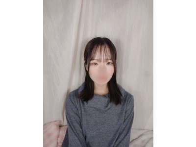 あみちゃん★私物★ハイネックトレーナー(グレー) - FANZAオークション