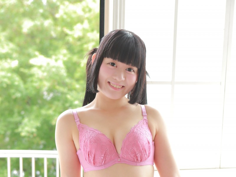 木村くるみチャンが撮影会で着用した下着上下セット（花柄レース）上下ット+チェキ付き