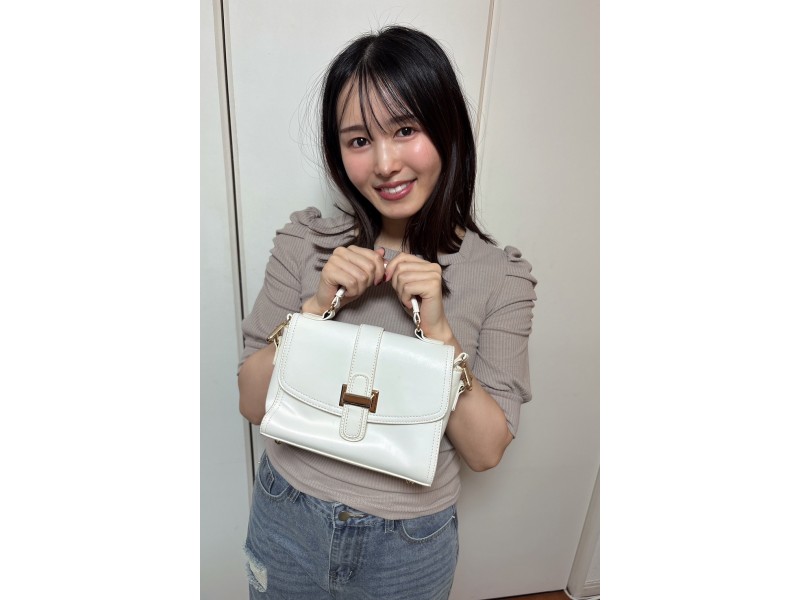 幾野まちさん私物のバッグ