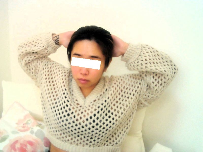 あきちゃん私物のメッシュニットトップス