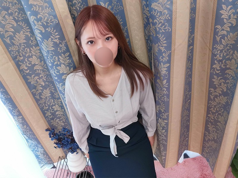 ◆OLせいなちゃん◆私物◆オイスターのトップスと黒のスカートと写真