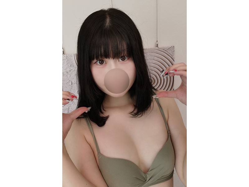 ◇大学生ゆりなちゃん◇オナ済み◇スプレイグリーンの下着上下セット(No2)と写真