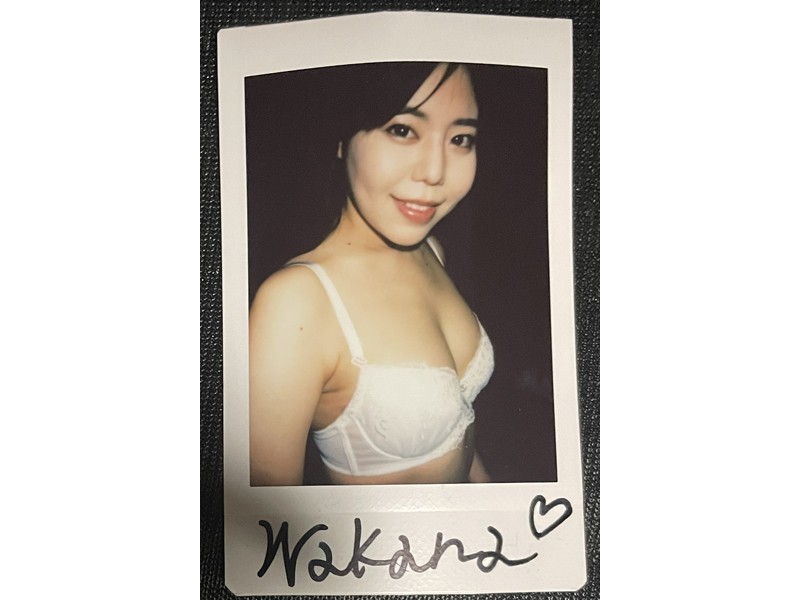 【城山若菜】直筆サイン入りチェキ(A)