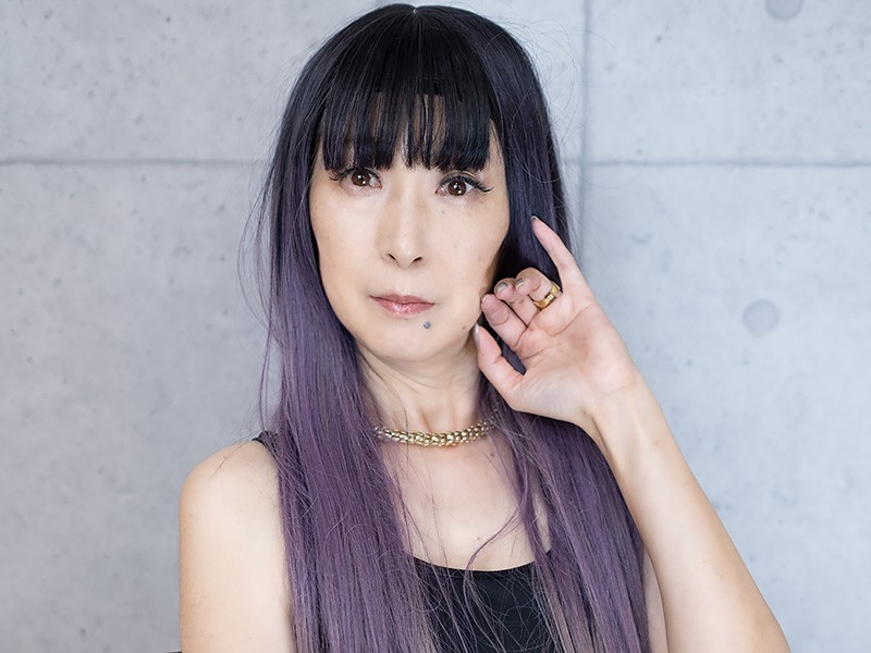 美魔女モデル☆きらさんの私物「スポーツブラとパンツ」とインスタントフォト