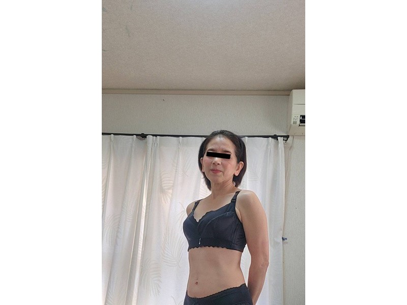 しずくさん◆汚臭注意◆黒ブラ&パンティ