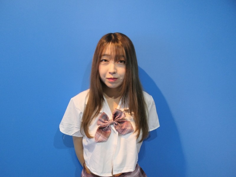 新井いおりちゃんが撮影会で着用した制服のコスプレ衣装