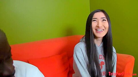 Big Assed Japanese Hotttie Fucks Bbc For A Paid Trip With Her Cuck Boyfriend