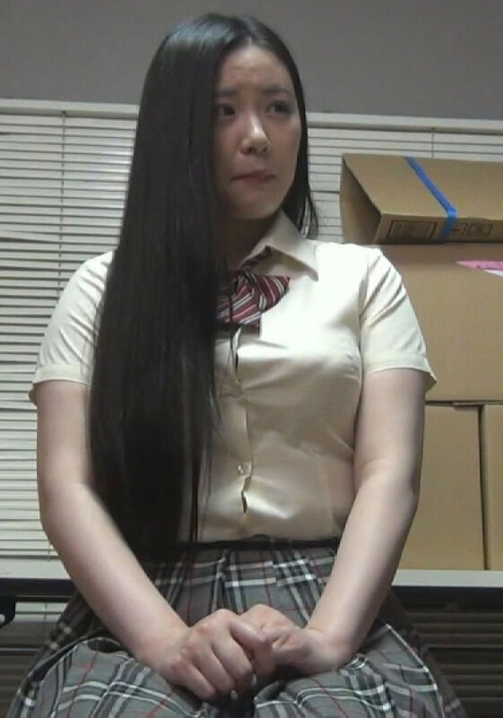 友達との度胸試しのつもりだったのに、セクハラ店長に汚されるEカップ黒髪女の柔肌！｜エロ動画・アダルトビデオ｜FANZA動画