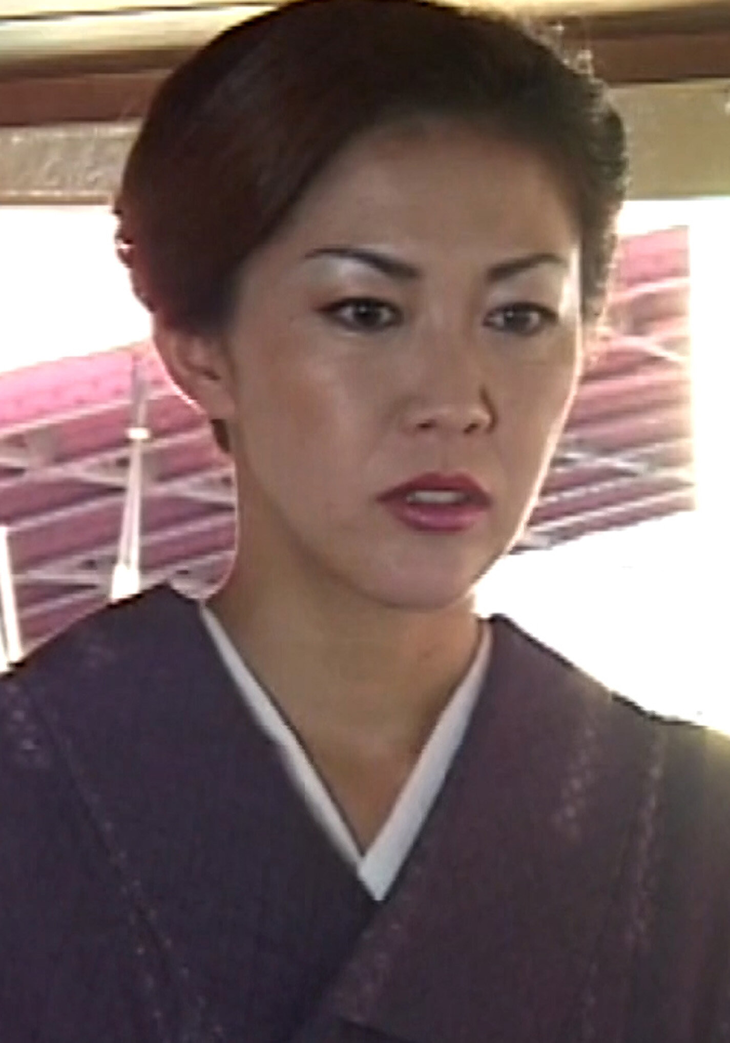 東京の屋形船で繰り広げる男と女、そして女と女が絡み合う昭和官能エロドラマ！