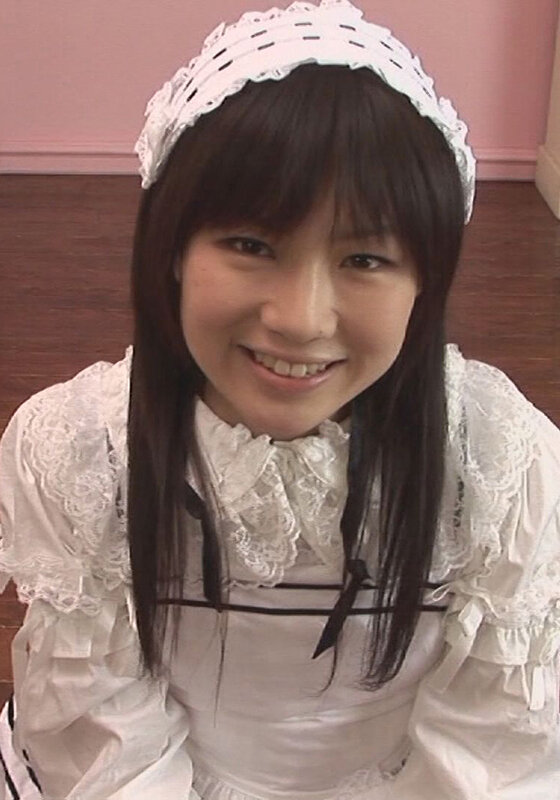 年齢は内緒だよ！愛嬌抜群の可愛いお嬢さんのねっとりフェラチオ！