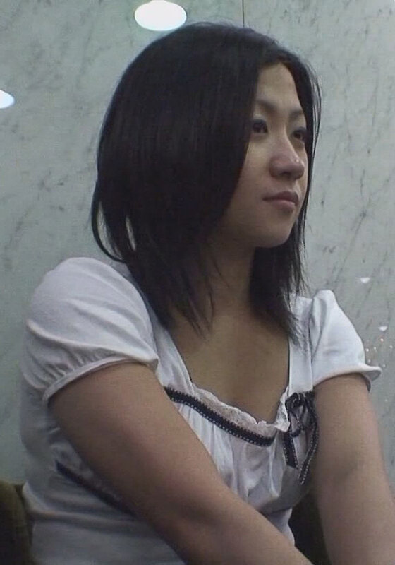 旦那様ごめんなさい。可愛い奥様をナンパしたら、まさかの成功しちゃいました！アイドル顔負けのルックスをもつ若妻さんと中出しセックス！