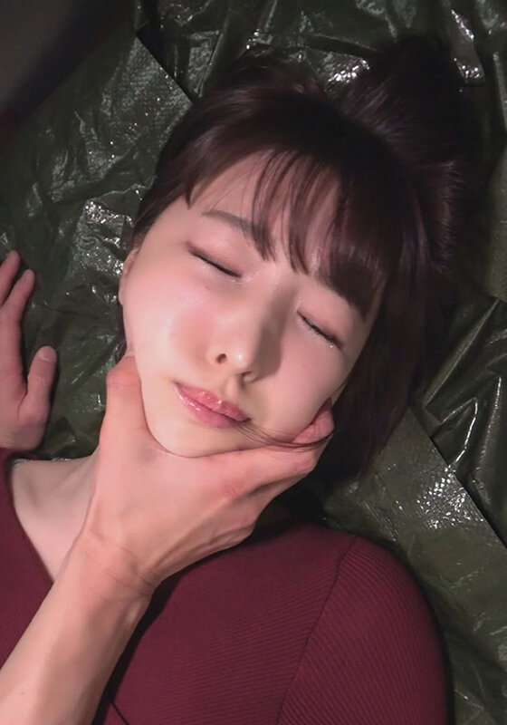 彼氏とのデート中に行われた非道の数々！まだキスもした事がない純情無垢な娘のアソコに中出しFUCK！