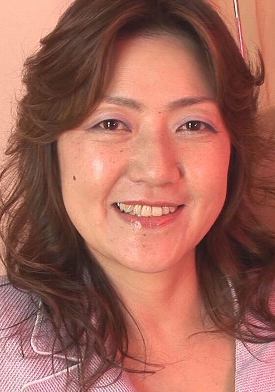 セフレも多数！アソコが乾く暇もないほどセックスをこなす！現役バリバリ五十路熟女さんとハードSEX！生中出し！