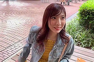 0010788_スレンダー 可愛い ベロチュウなどが含まれている